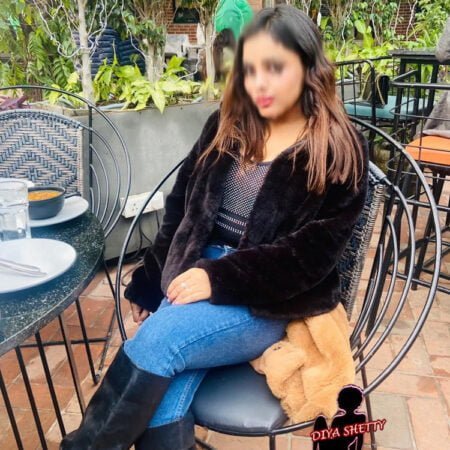 escort girls near The Leela Palace New Delhi
