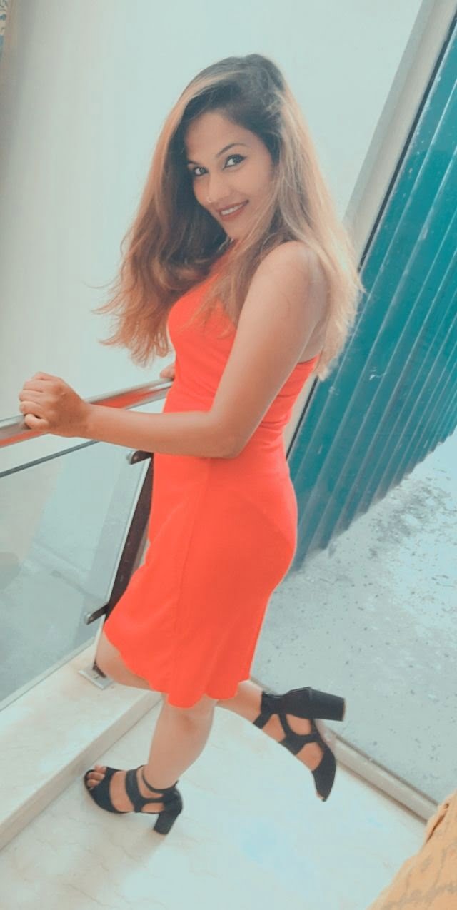 Local call girls in Uttam Nagar