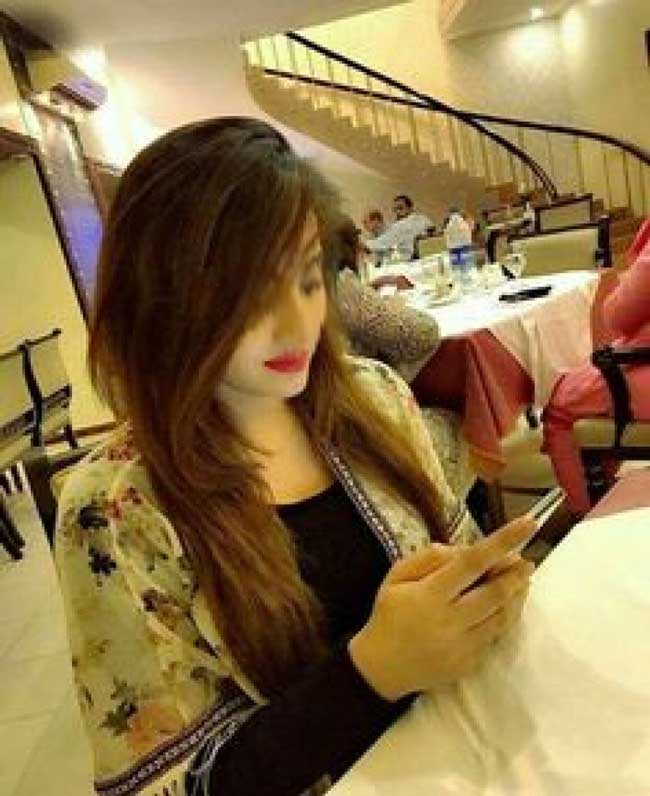 Dhaula Kuah Escort Service