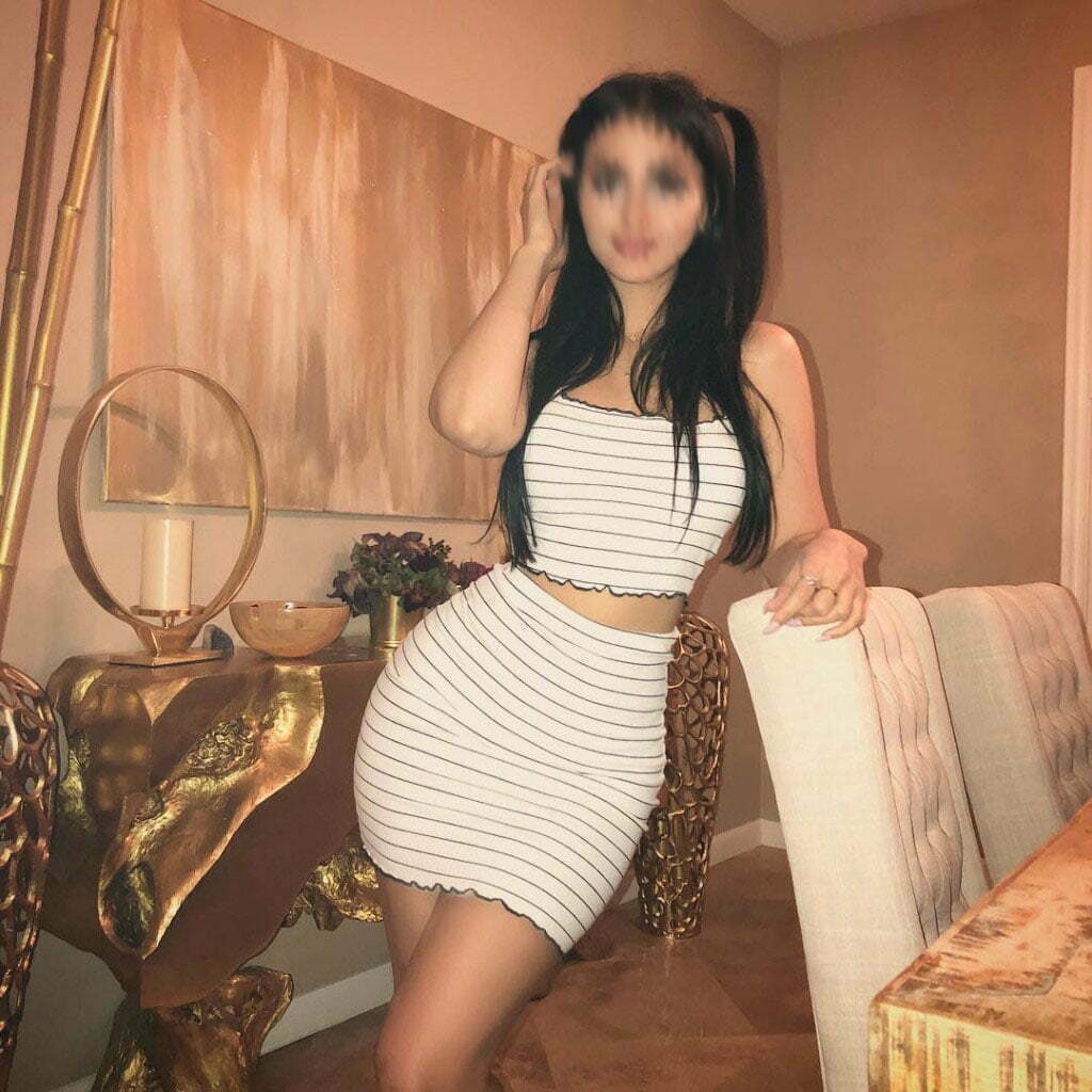 Mature Model escorts service