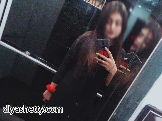 Escort girls service in Gottinere